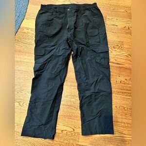 Men’s PROPPER tactical pants. Water repel 40/30 like new